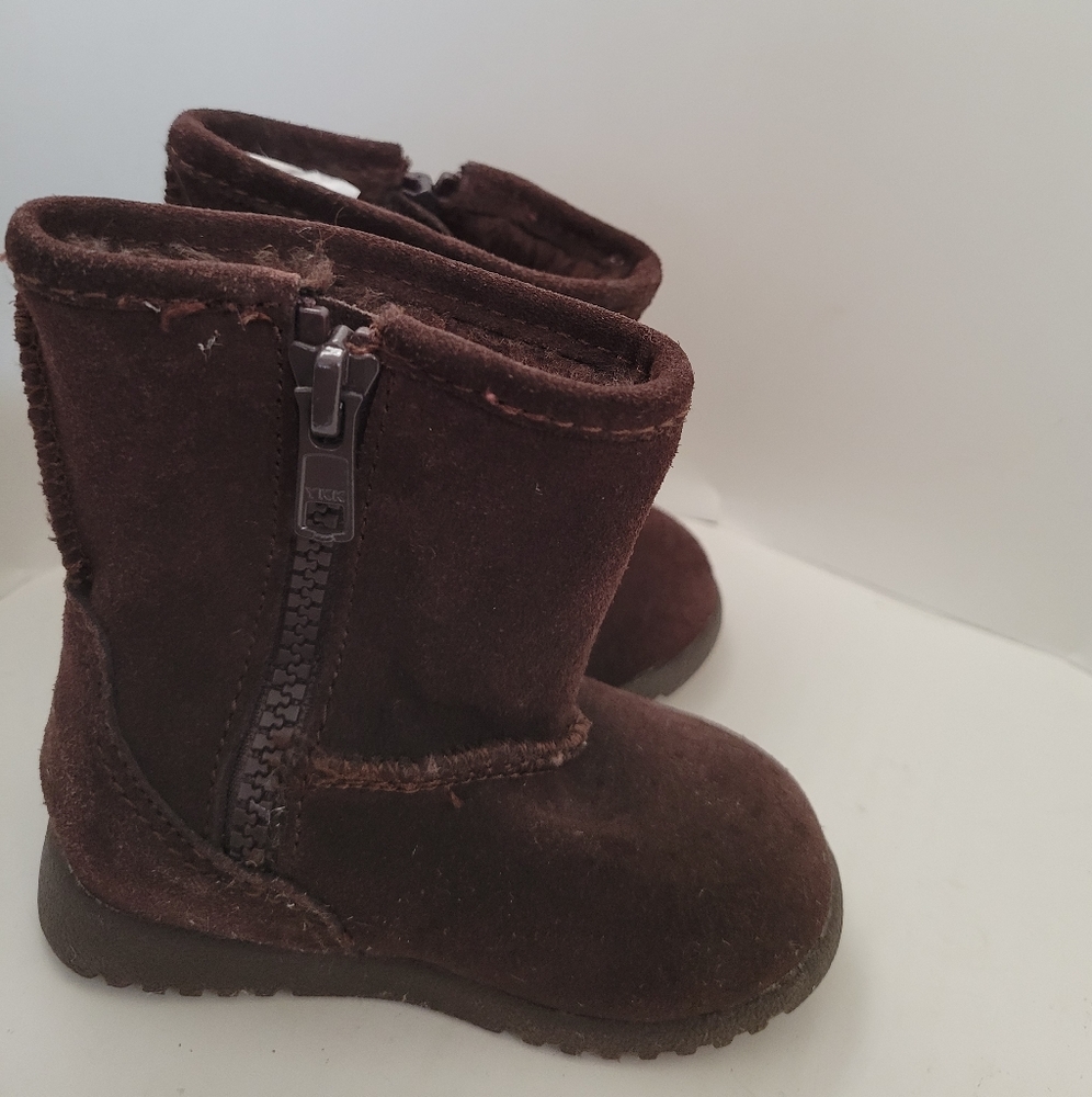 Circo Girls Brown Suede Boots